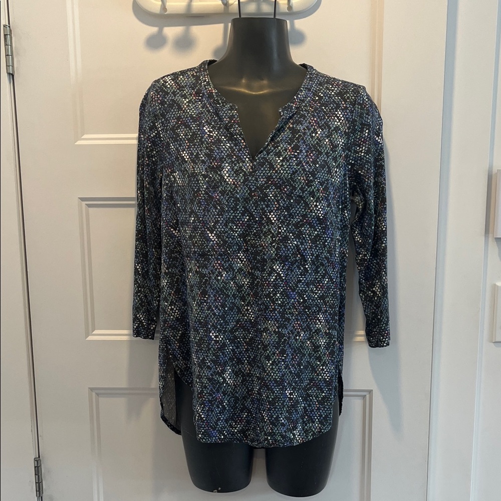 Elegant Black and Silver Sequin Blouse
